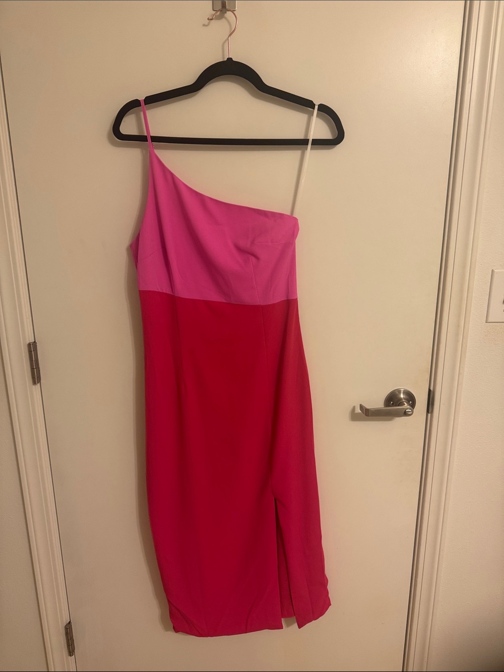 Petal & Pup Two-Tone One-Shoulder Pink & Magenta Midi Dress